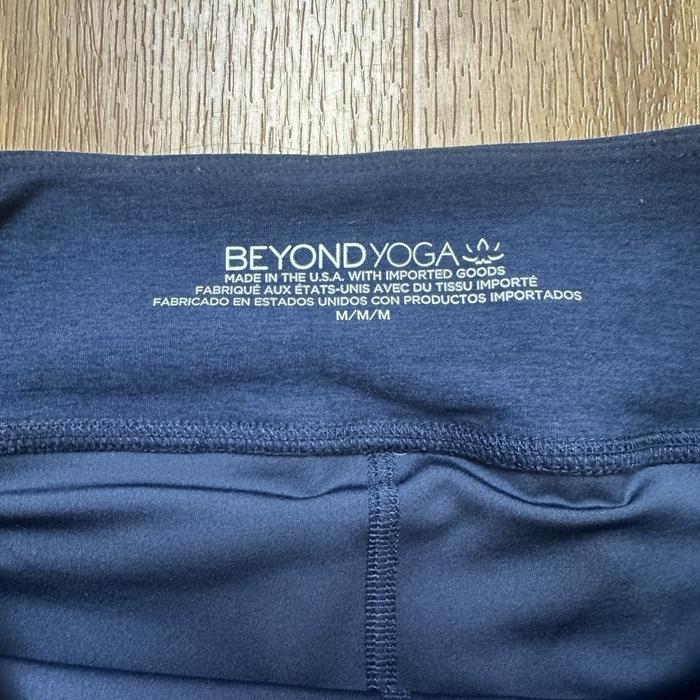 Beyond Yoga Spacedye Kickstart Skort In Navy Size Medium - Picture 2 of 9